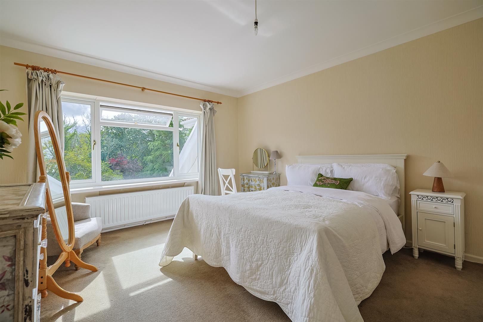 Brookside, Bishopston, Swansea, SA3 3JD